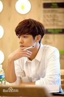 姜敏赫家庭背景,出身名门，家世显赫的明星之路