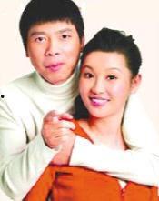 女比男大9岁明星夫妻,揭秘明星夫妻的甜蜜故事
